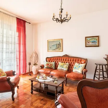 Mari * Villa Gorizia
